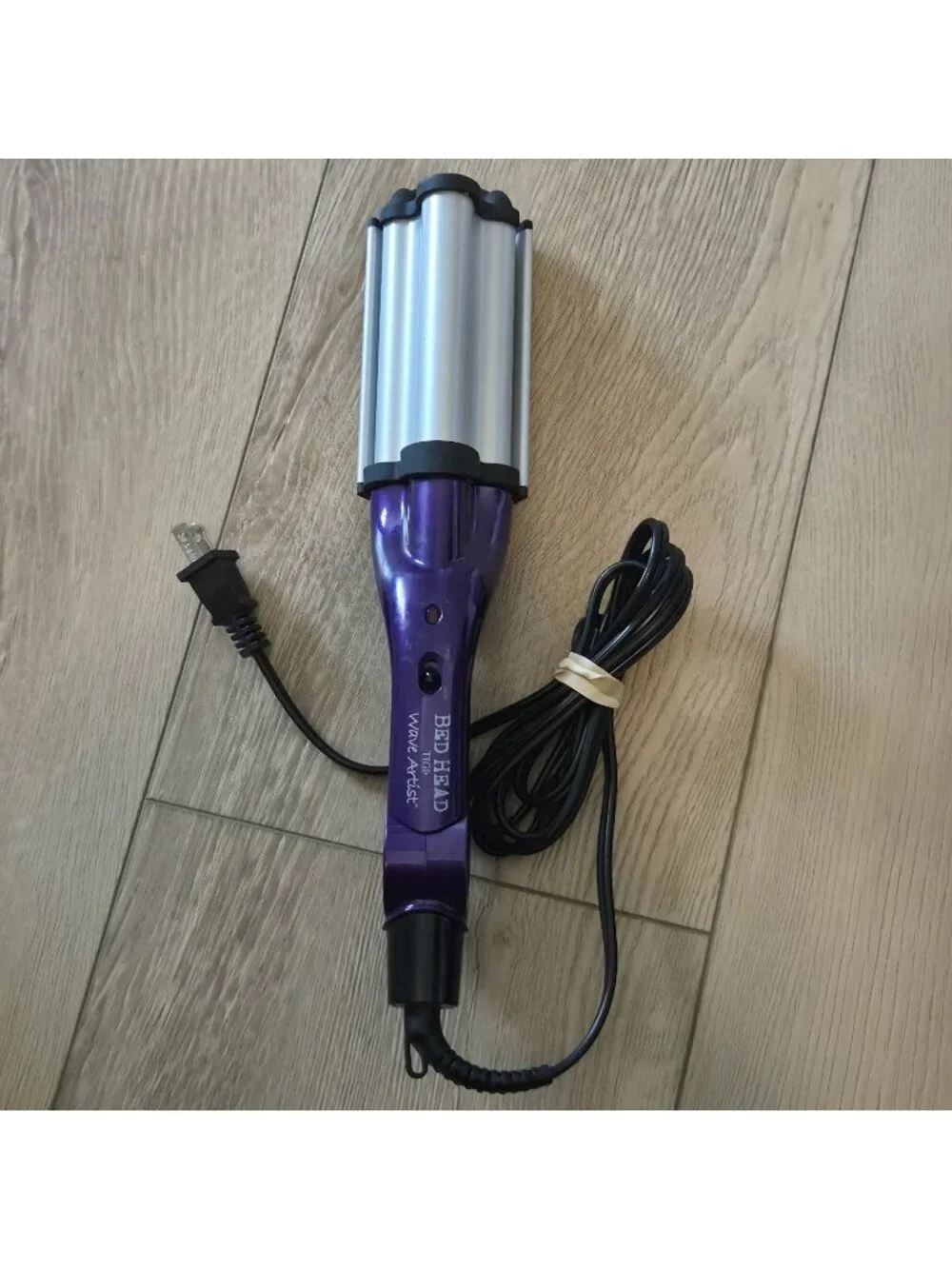 Bed Head Wave Artist Ceramic Technology Deep Hair Waver Beachy Waves Purple